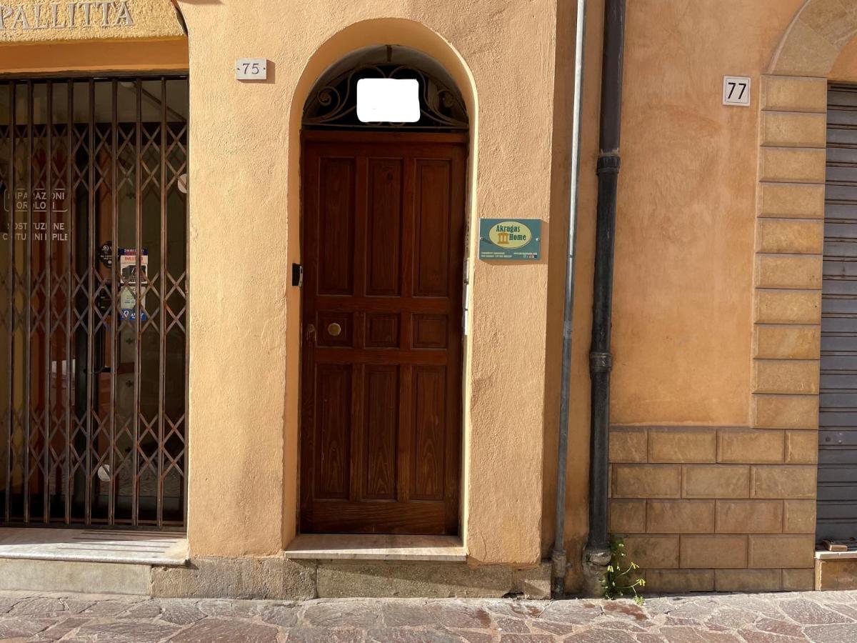 2 Apartments - Akragas Home 1 & 2 On Via Atenea City Center With View Agrigento Zewnętrze zdjęcie
